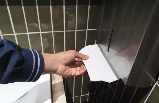 トイレの壁洗浄