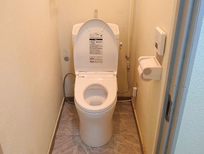 トイレのリフォーム｜便器・便座・クッションフロアを交換　東京都世田谷区