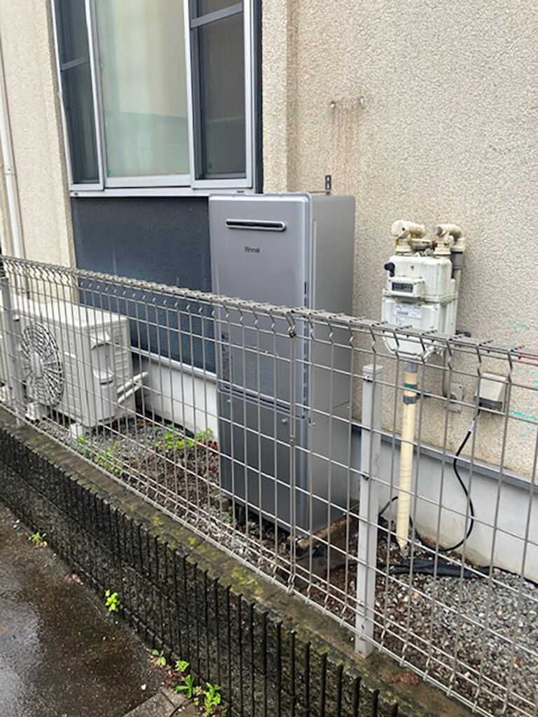 お湯張り・追焚きができなくなった給湯暖房機を交換!スリムタイプから通常タイプに変えて費用を抑える 東京都町田市