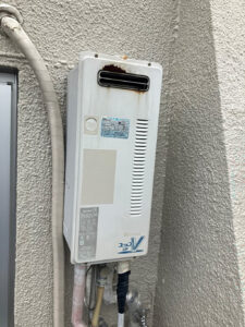 故障が心配な約12年使用の給湯器を「リンナイ」のエコジョーズに交換　横浜市青葉区