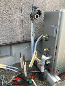 エコキュートからガス給湯器への交換工事！故障していてお湯が使えないため早急に実施　横浜市青葉区