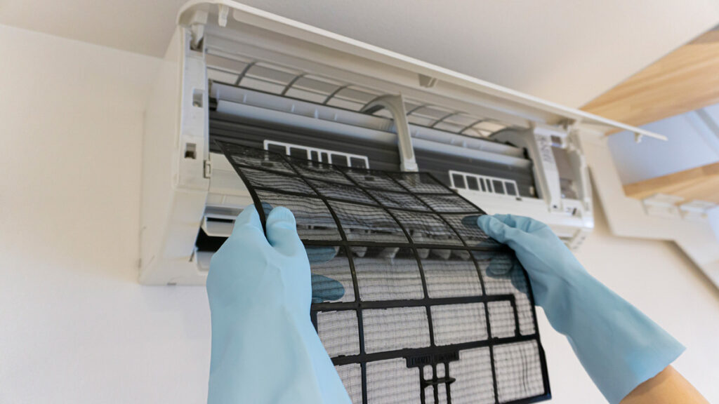 エアコンフィルターの掃除のイメージ