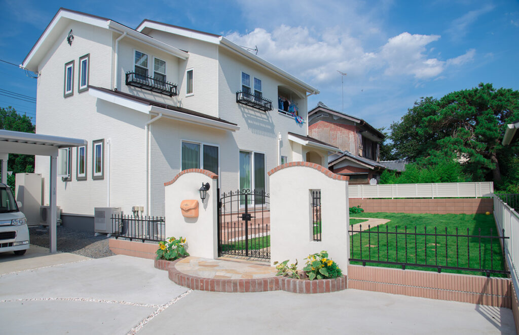 エコキュートの設置に必要な広さとは？設置費用の相場や工事の流れ