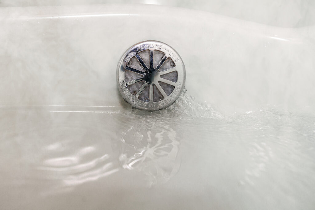 給湯器の配管はサビる?サビ水の原因は水道管の異物かも?