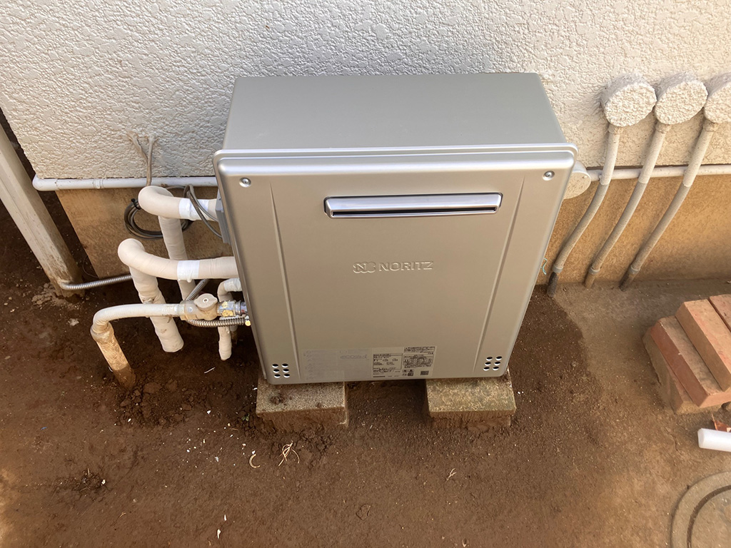 お湯張りしていないのに浴槽にお湯が流れてくる（給湯電磁弁の故障）給湯器を交換　横浜市青葉区