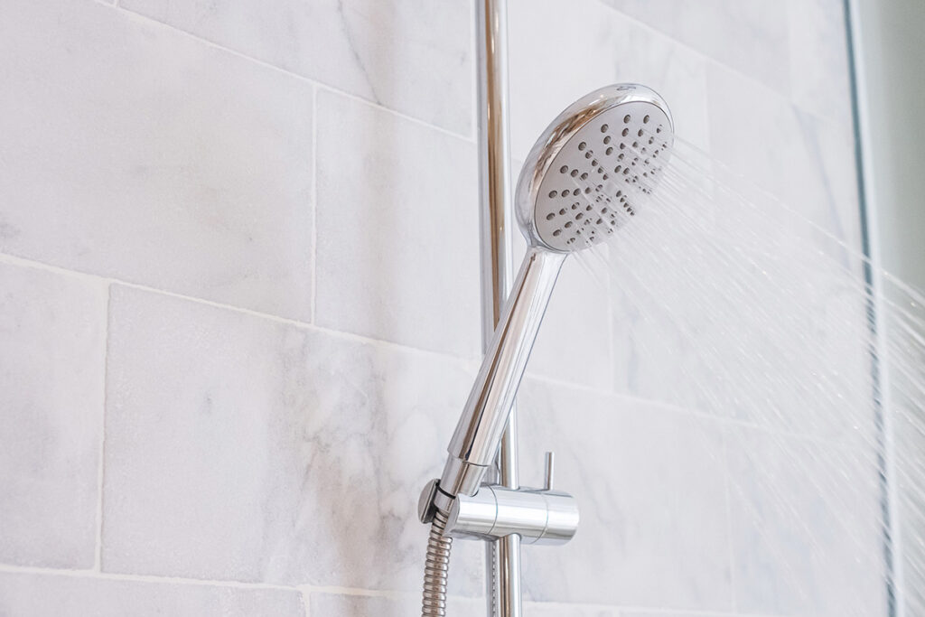 三菱エコキュートのエラーコード一覧！対処法と買い換えのタイミング