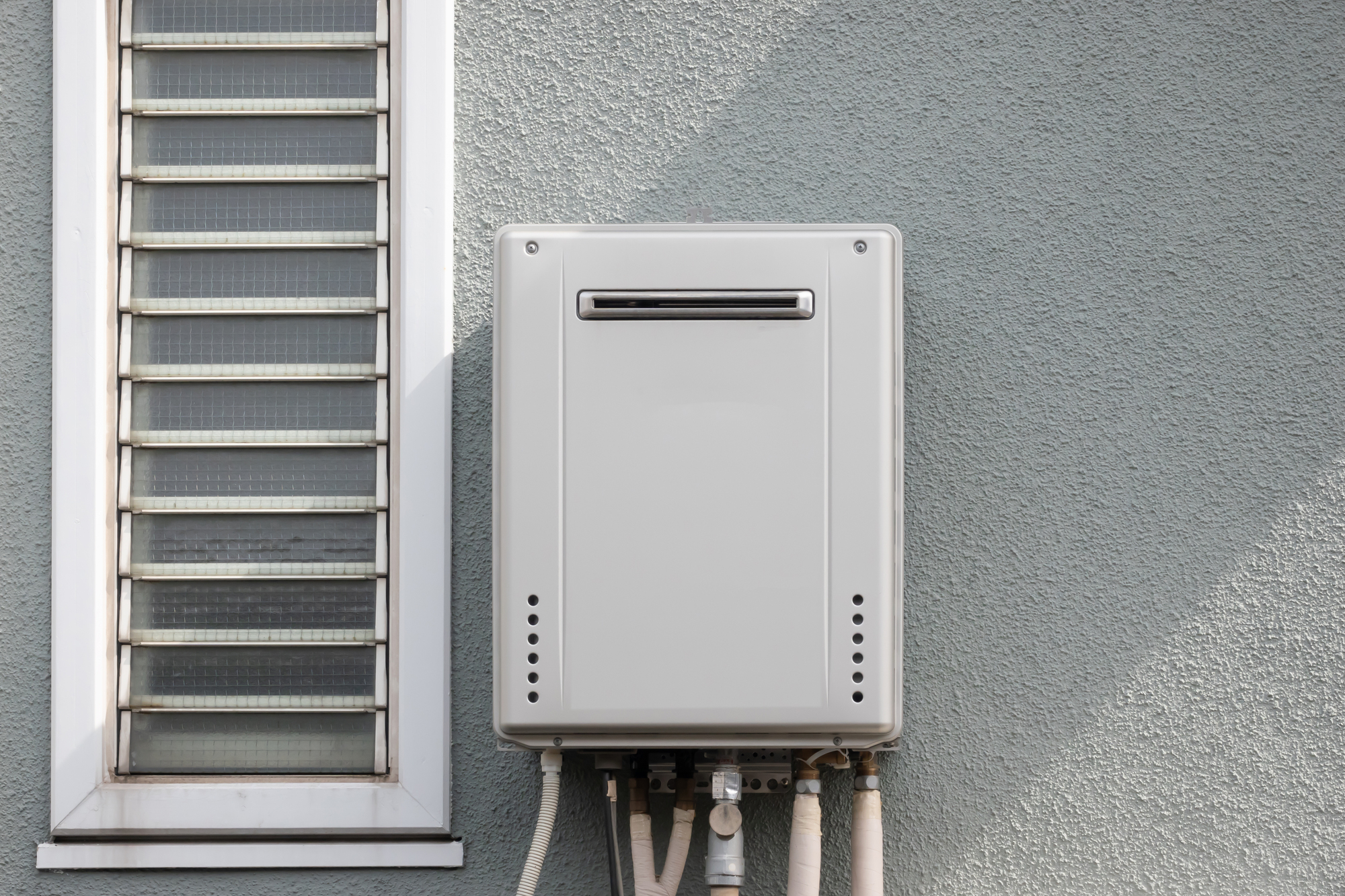 ガス給湯器の寿命は約10年！寿命に違いが出る理由や寿命を迎えた給湯器を交換した事例も紹介