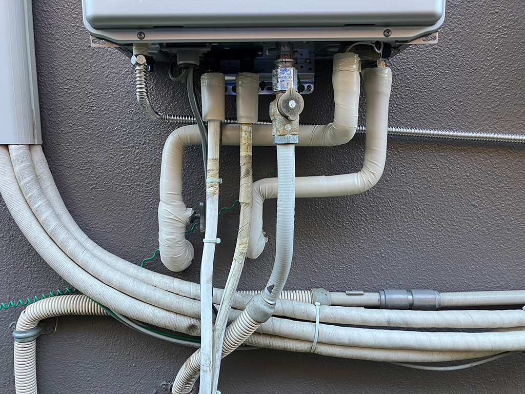 約18年使用の給湯器を壊れる前に交換!月々の光熱費を節約できるエコジョーズに 横浜市港北区