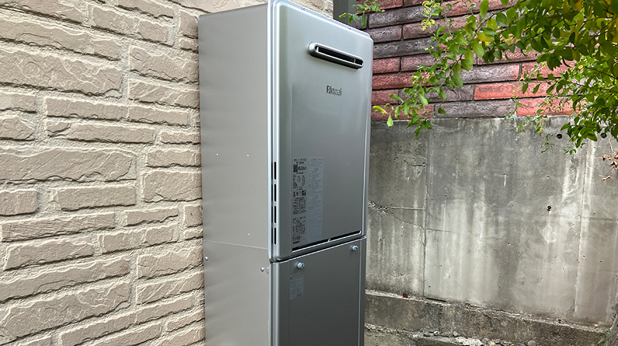 経年劣化による水漏れや異音が発生していた給湯器を交換！号数も24号から20号に変更　横浜市港北区