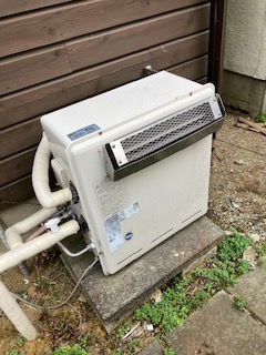 給湯器設置から15年！故障の不安を解消するため後継機種へ交換　川崎市宮前区
