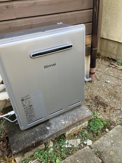 給湯器設置から15年！故障の不安を解消するため後継機種へ交換　川崎市宮前区