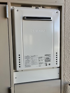 お湯の温度が安定しなくなった給湯器を交換！マンションの設置環境に合わせて従来型を選択　横浜市都筑区
