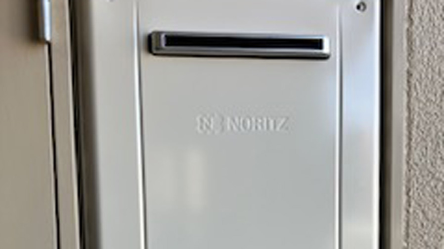 お湯の温度が安定しなくなった給湯器を交換！マンションの設置環境に合わせて従来型を選択　横浜市都筑区