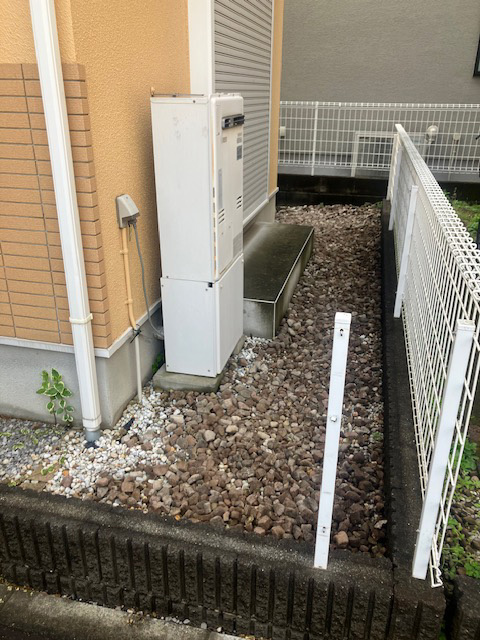 「お湯がちょろちょろとしか出ない」給湯不具合を解消!貸出機も使用し給湯暖房機を交換 川崎市高津区