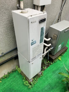 14年使用した脱衣所暖房用のボイラーを、故障する前に後継機種へ交換 東京都世田谷区