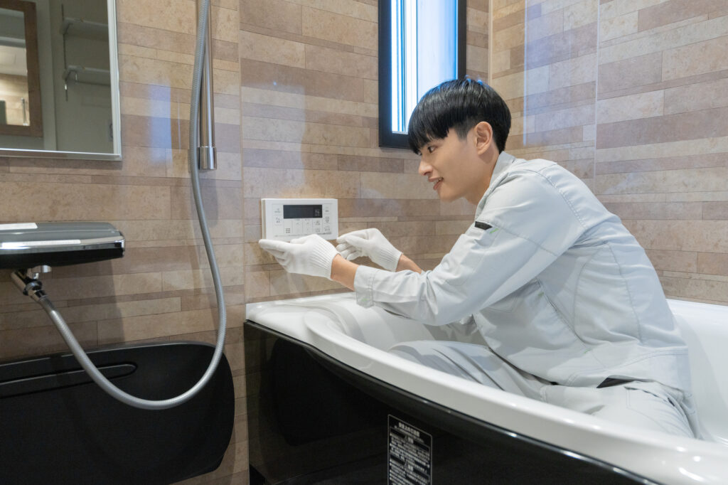 給湯器の後方排気とは?工事を断られる理由と受注生産の注意点を解説
