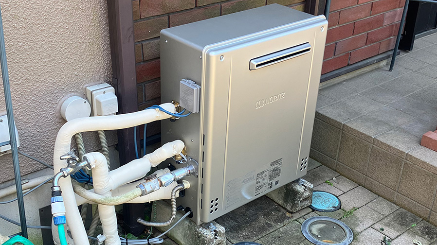 ライフスタイルに合わせて費用を抑えたご提案！13年お使いの給湯器を交換　横浜市青葉区