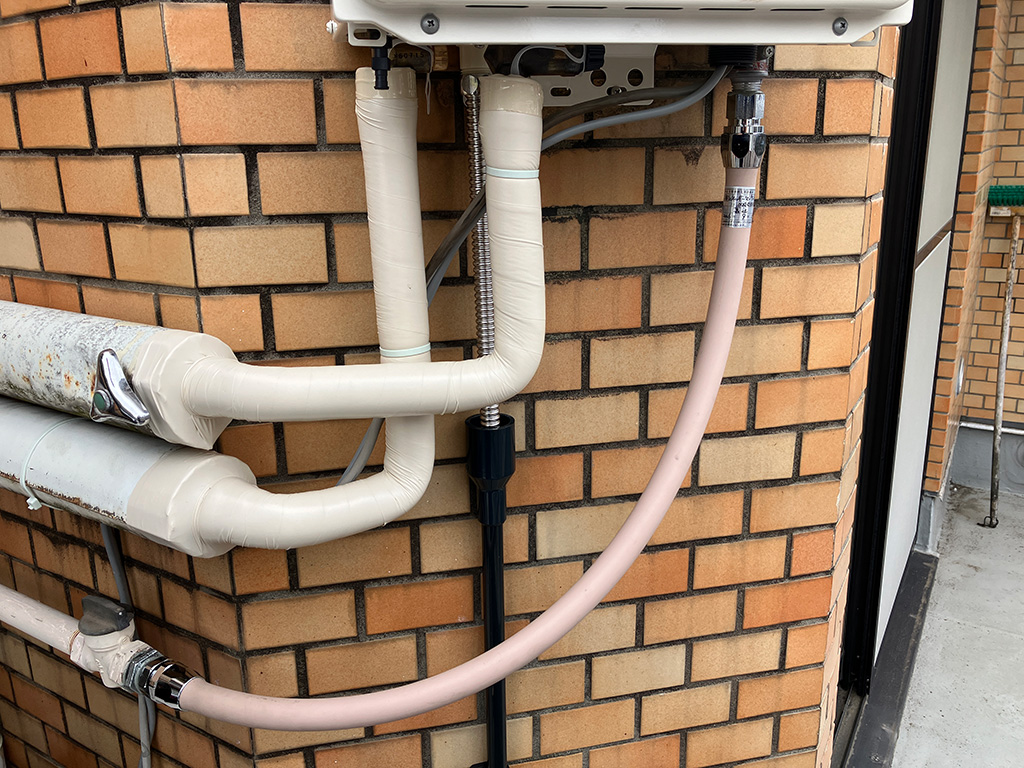 交換のタイミングを逃していた17年目の給湯専用機!光熱費を抑えるエコジョーズへ交換 川崎市中原区